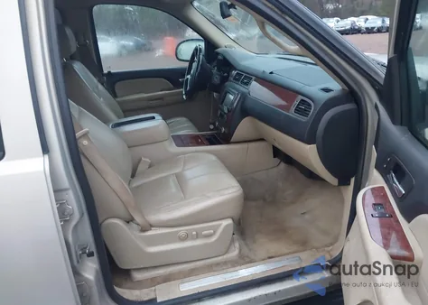 2008 Chevrolet Suburban 1500 Ltz from USA, damaged, VIN 1GNFK16348R199533